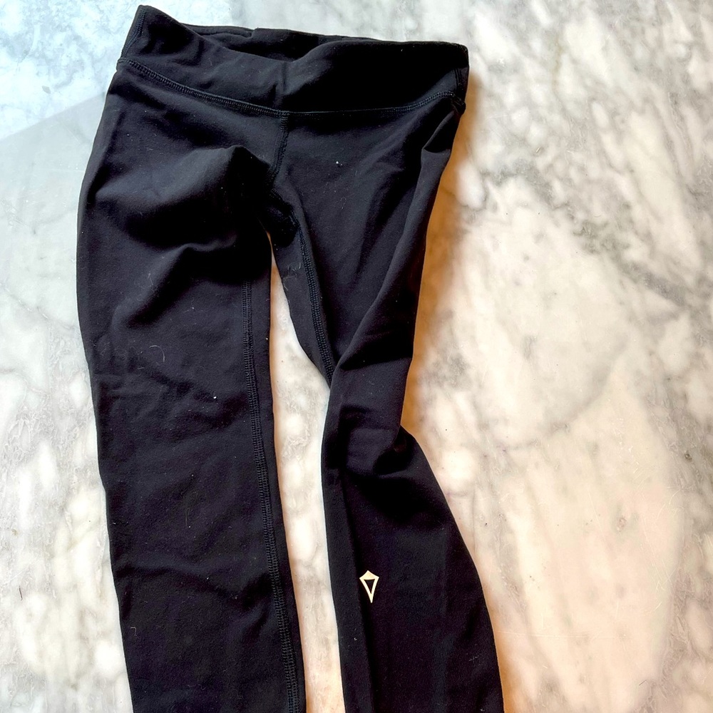 Ivivva youth girls spandex leggings - size 6